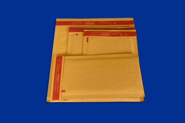 Premier Kraft Paper Bubble Courier Cover